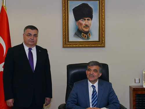 Cumhurbaşkanı Gül Kırklareli Belediyesi’ni Ziyaret Etti